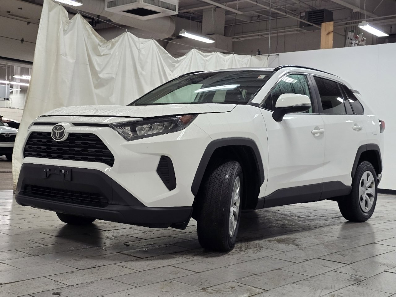 Certified 2021 Toyota RAV4 LE image 10