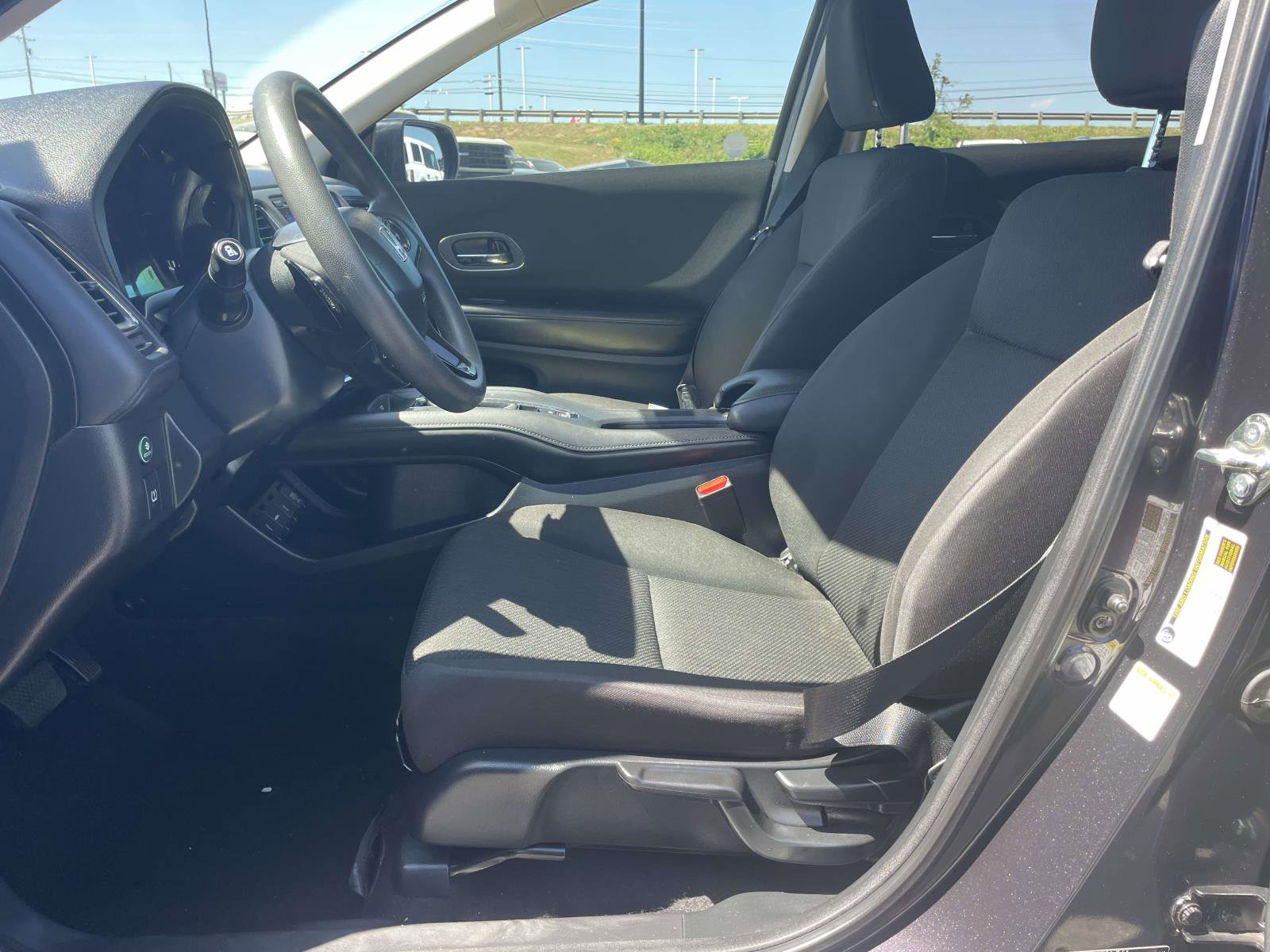 Used 2016 Honda HR-V EX image 15