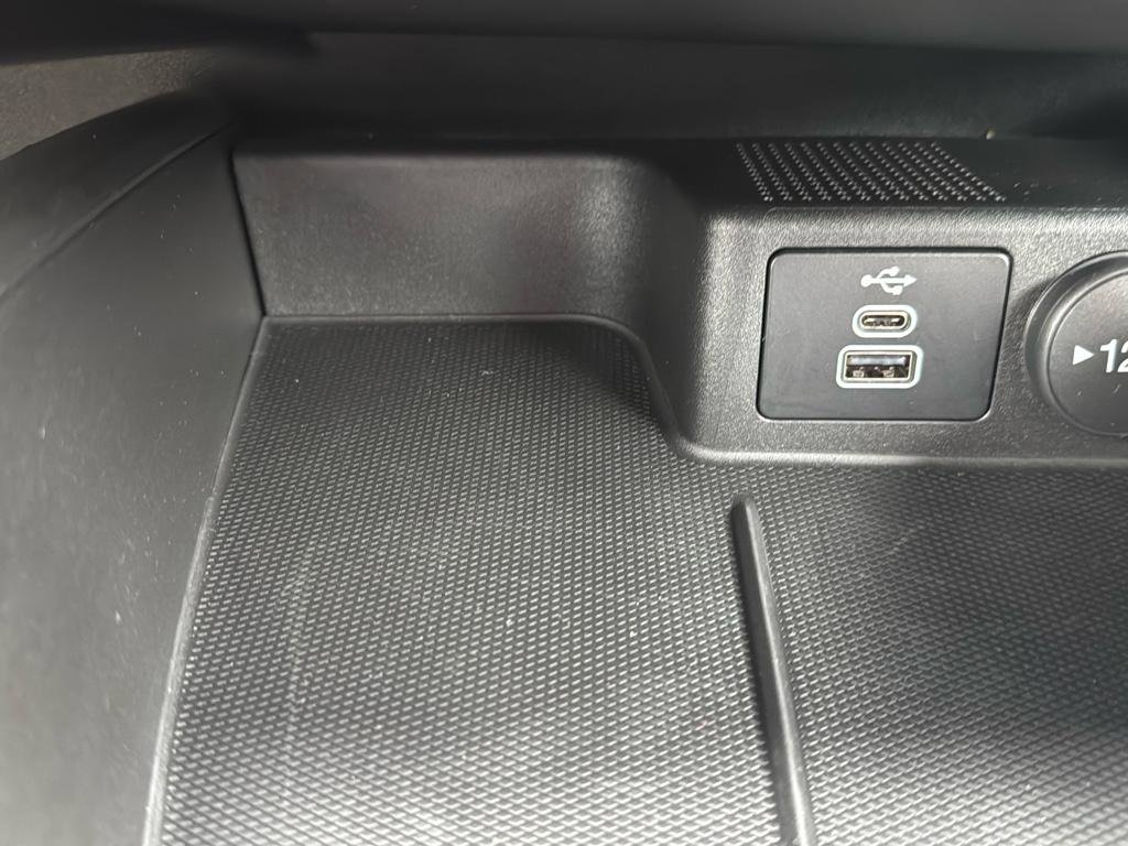 Used 2024 Ford Escape ST-Line w/ Equipment Group 301A image 22