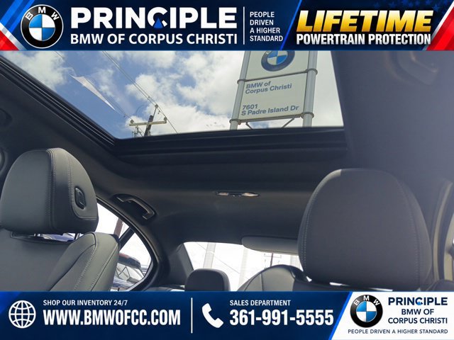 New 2026 BMW 330i Sedan w/ M Sport Package RWD image 25