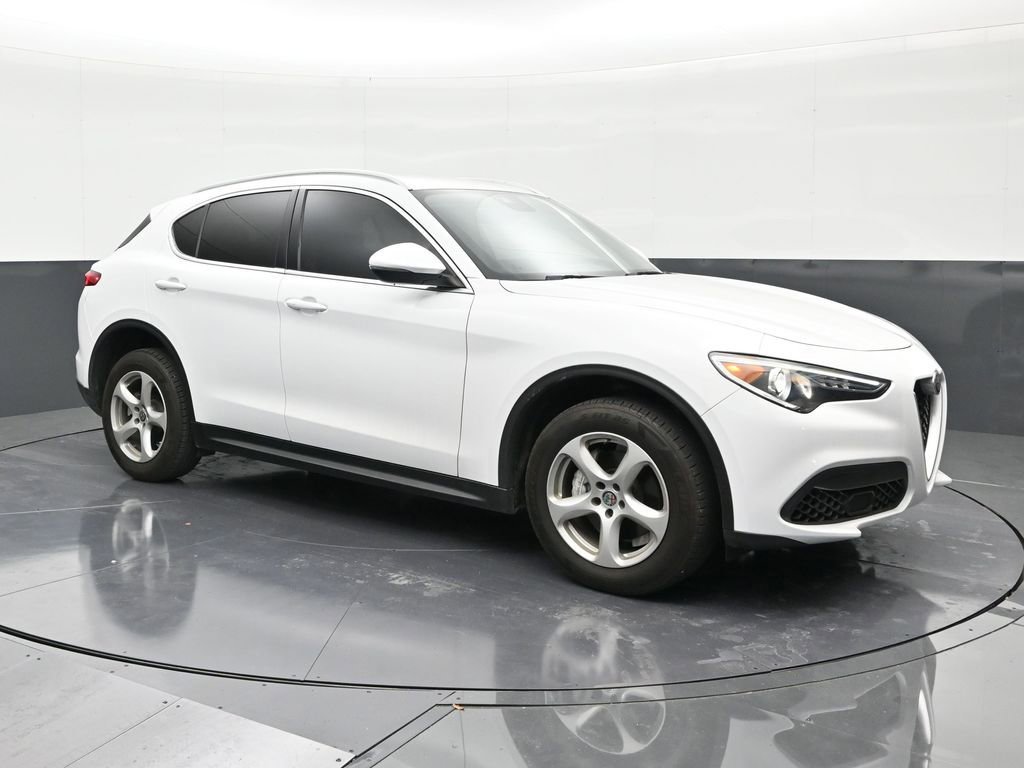 Used 2020 Alfa Romeo Stelvio Base image 7
