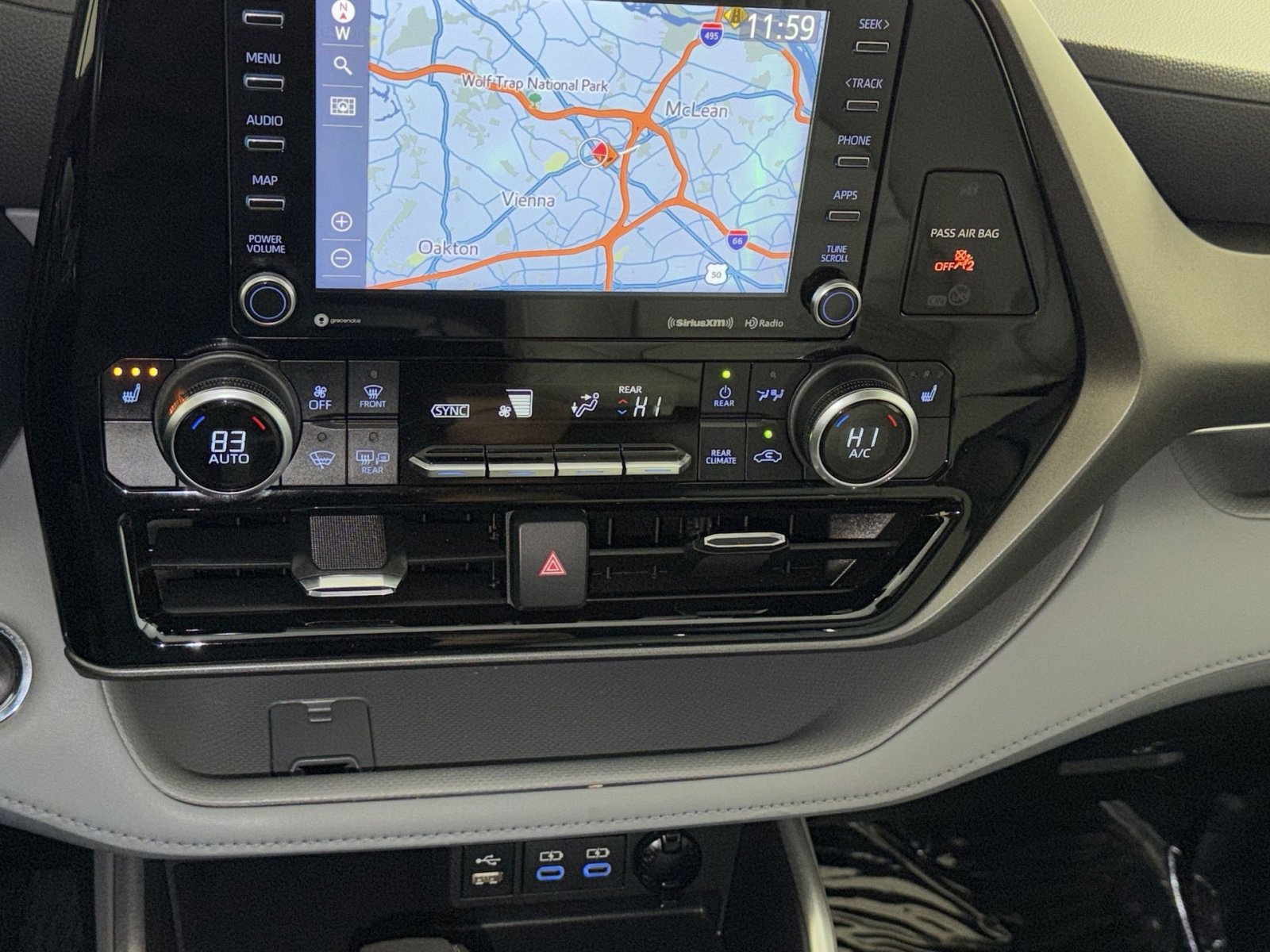 Used 2022 Toyota Highlander XLE image 21