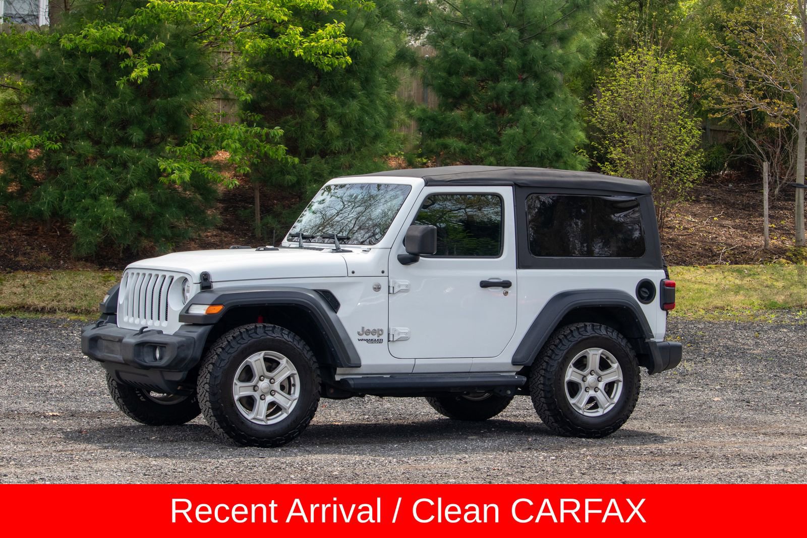 Used 2019 Jeep Wrangler Sport AWD/4WD image 3