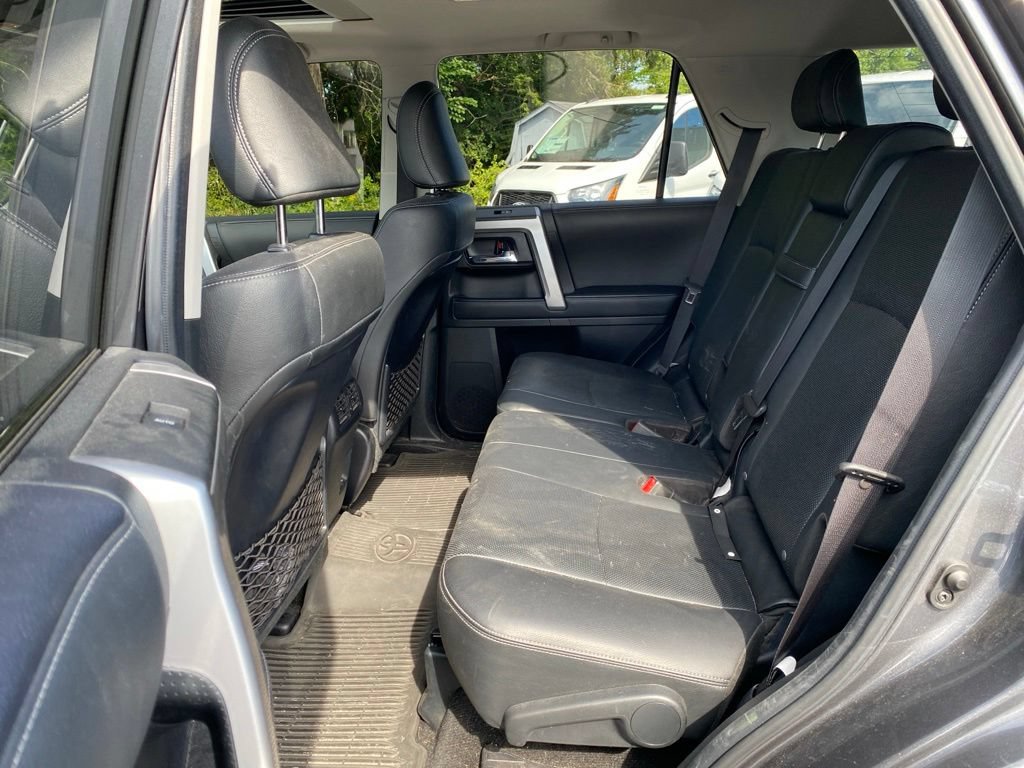Used 2020 Toyota 4Runner Limited AWD/4WD image 9