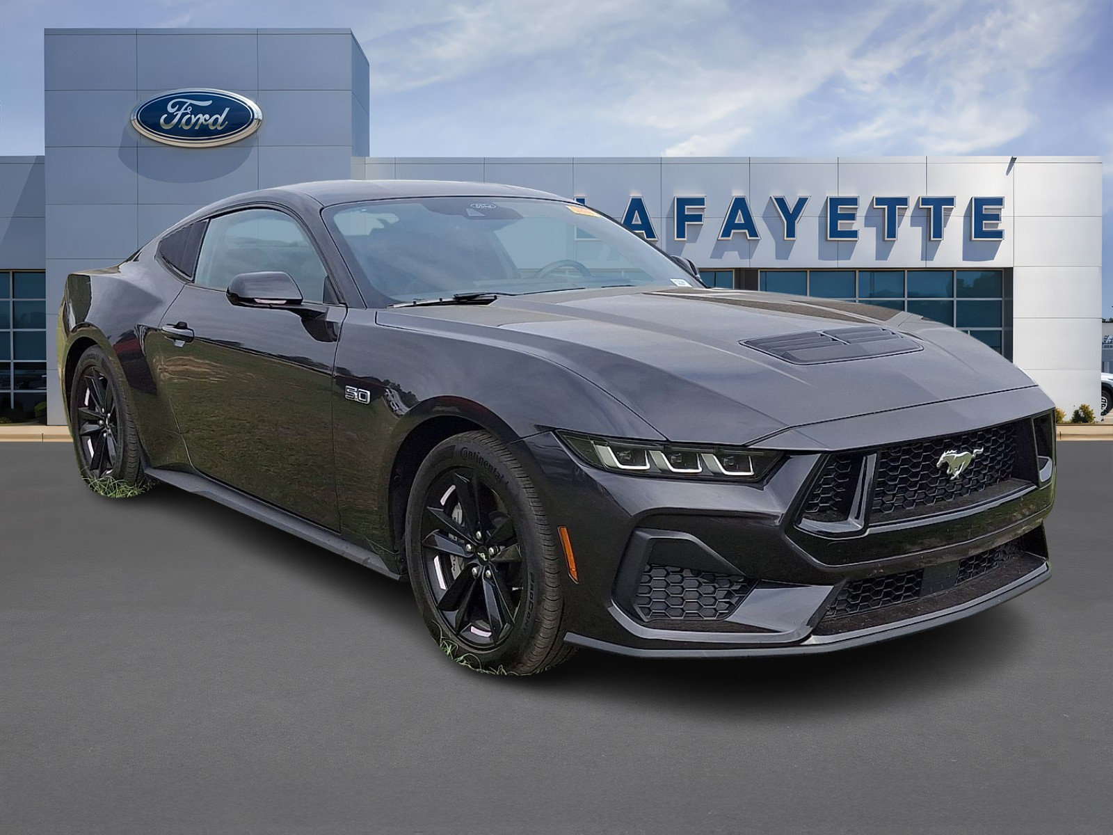 Used 2024 Ford Mustang GT RWD image 1