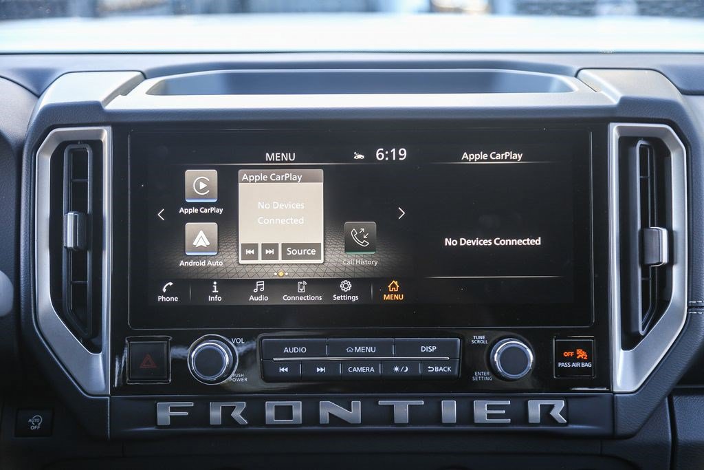 Used 2025 Nissan Frontier SV RWD image 13