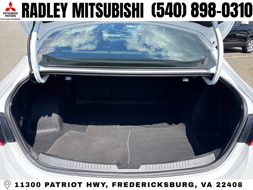 Used 2024 Chevrolet Malibu LT FWD image 14