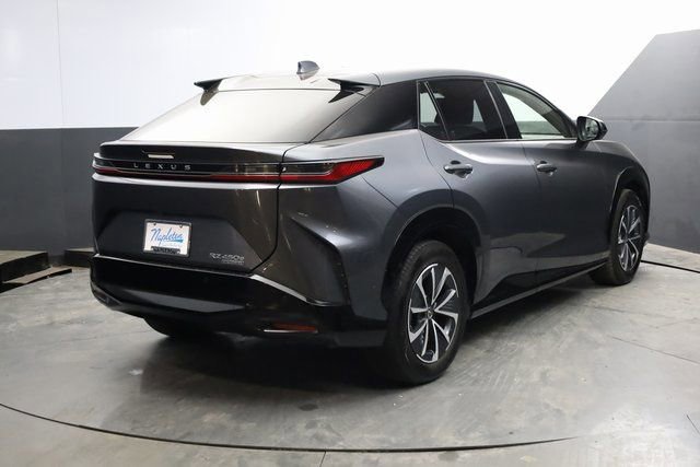 Used 2023 Lexus RZ 450e Premium w/ Technology Package image 5