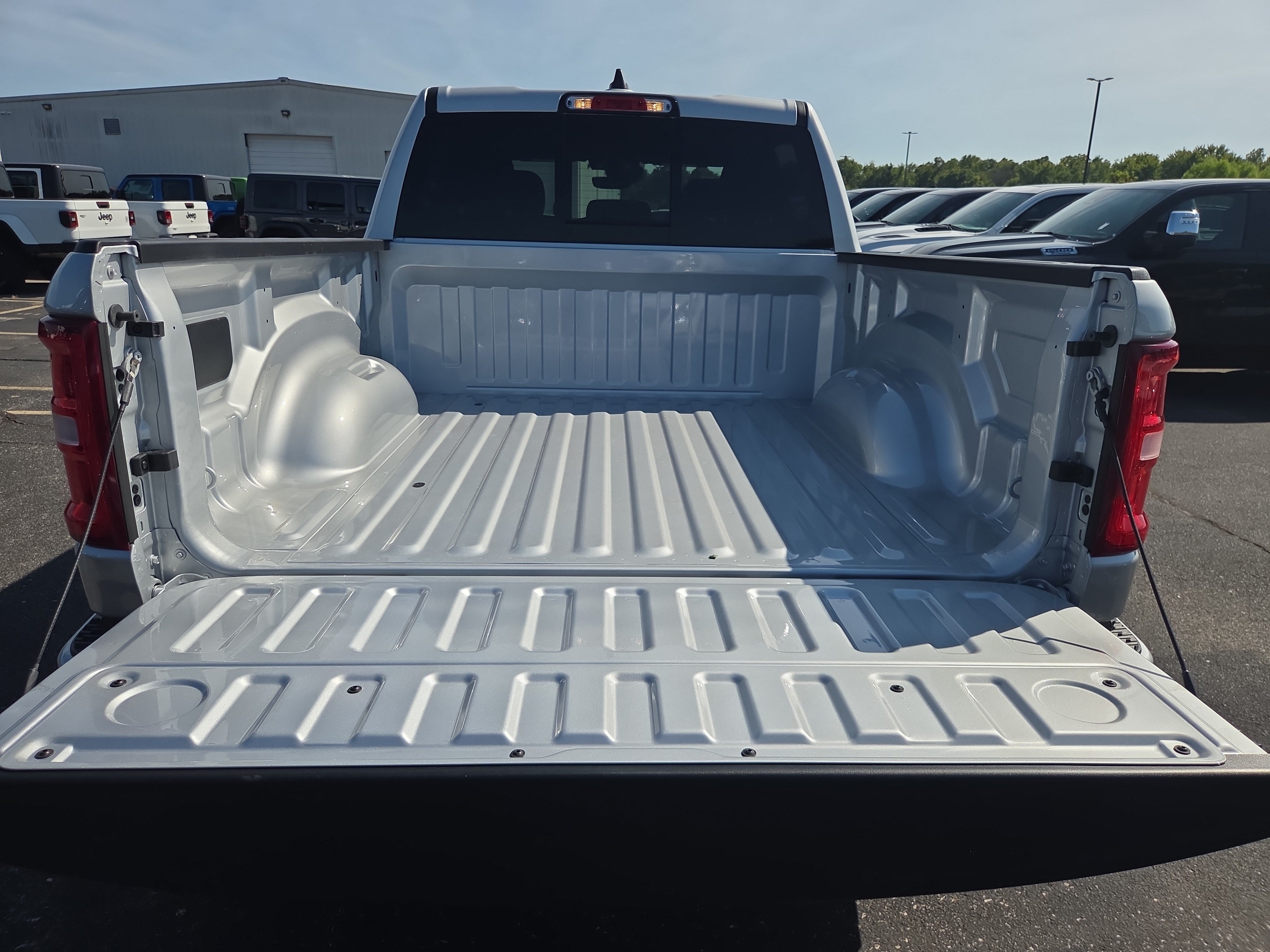 New 2027 RAM 1500 Big Horn AWD/4WD image 8
