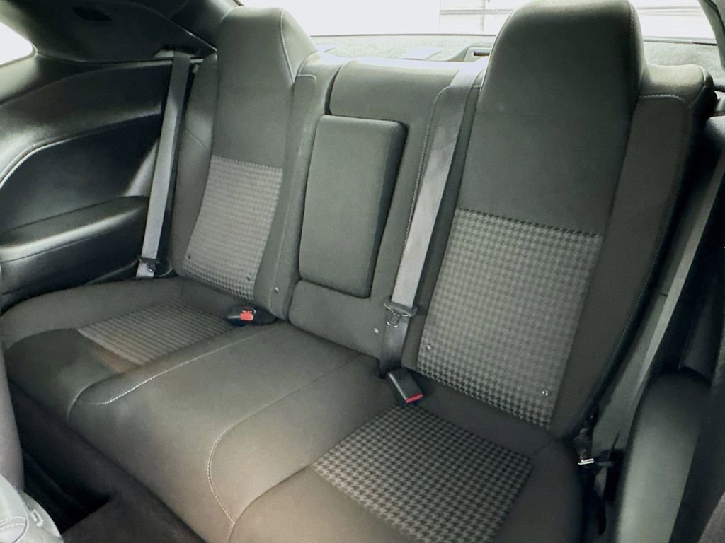 Used 2019 Dodge Challenger R/T w/ Driver Convenience Group image 12