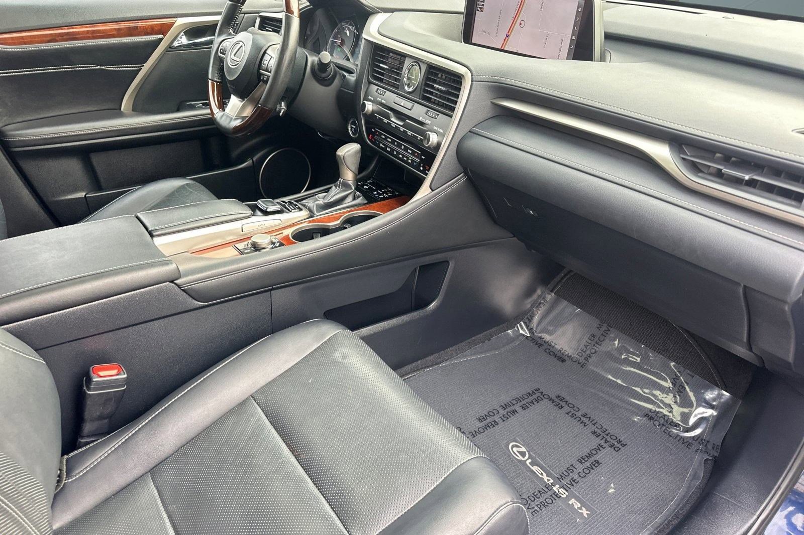 Used 2019 Lexus RX 450hL Premium image 32