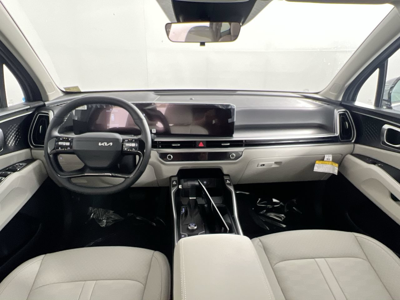 New 2026 Kia Sorento S w/ S Panoramic Sunroof Package FWD image 32