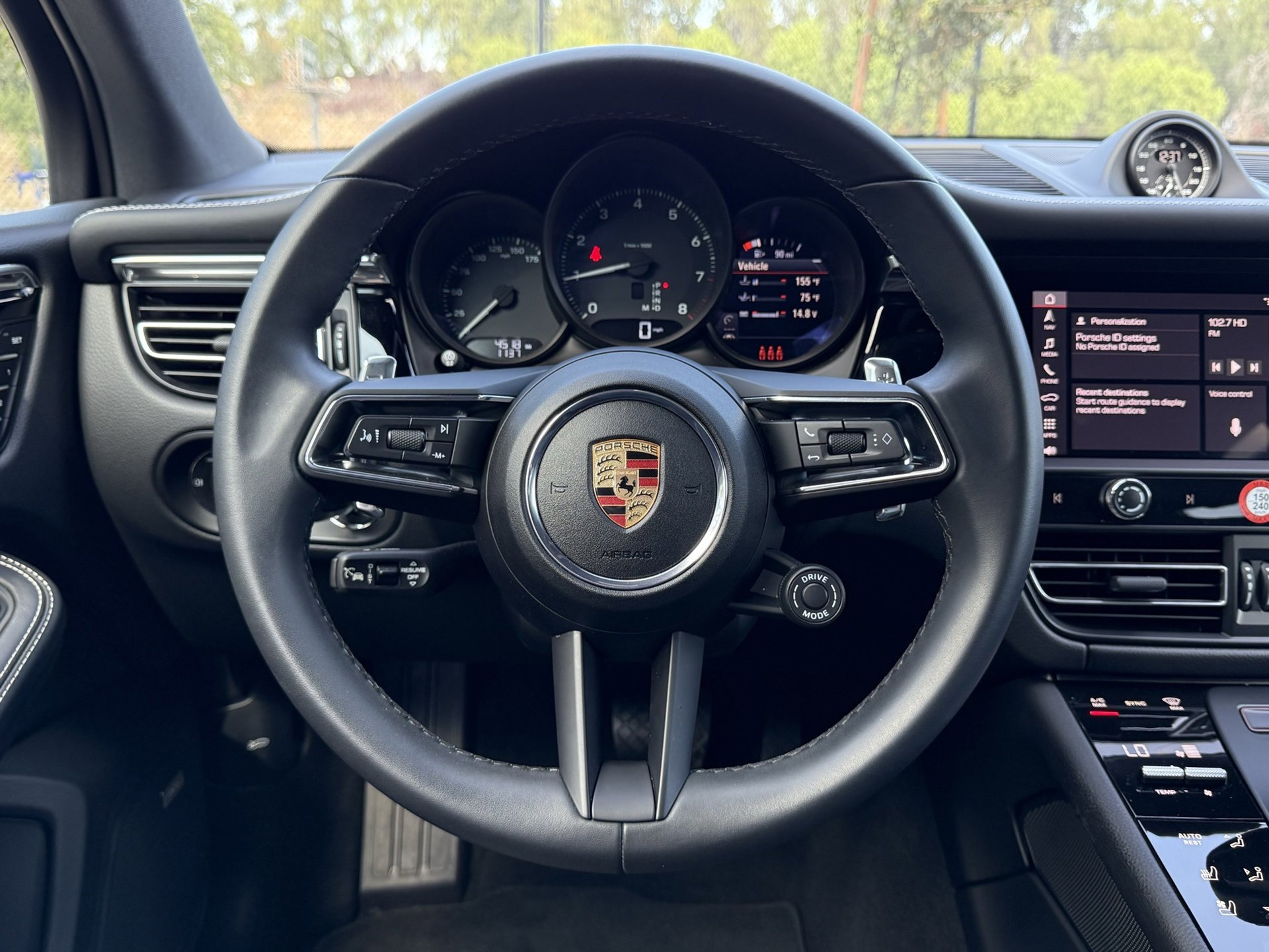 Used 2025 Porsche Macan image 15