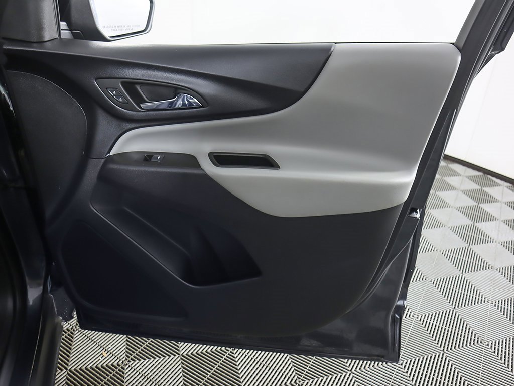 Used 2023 Chevrolet Equinox LT image 20