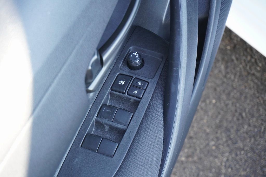 Used 2024 Toyota Corolla LE image 16