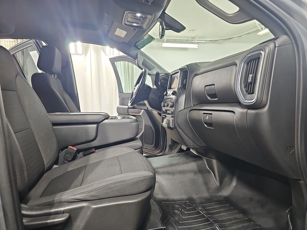 Used 2022 Chevrolet Silverado 1500 LT AWD/4WD image 13