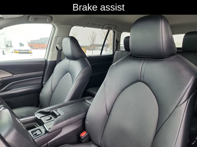 Used 2024 Toyota Grand Highlander XLE image 20