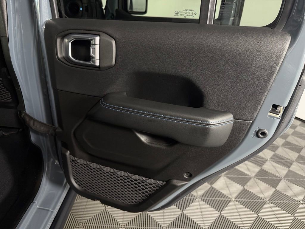 Used 2024 Jeep Wrangler Unlimited Rubicon 4xe AWD/4WD image 30