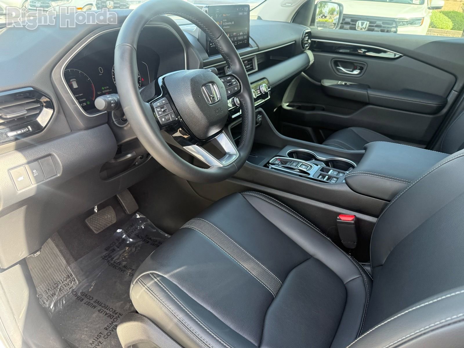 Certified 2025 Honda Pilot Touring image 12