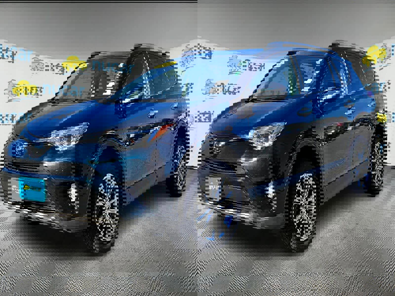 Used 2018 Toyota RAV4 Limited image 3