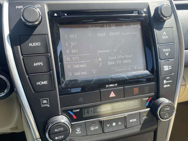 Used 2017 Toyota Camry XLE w/ Moonroof Package image 18