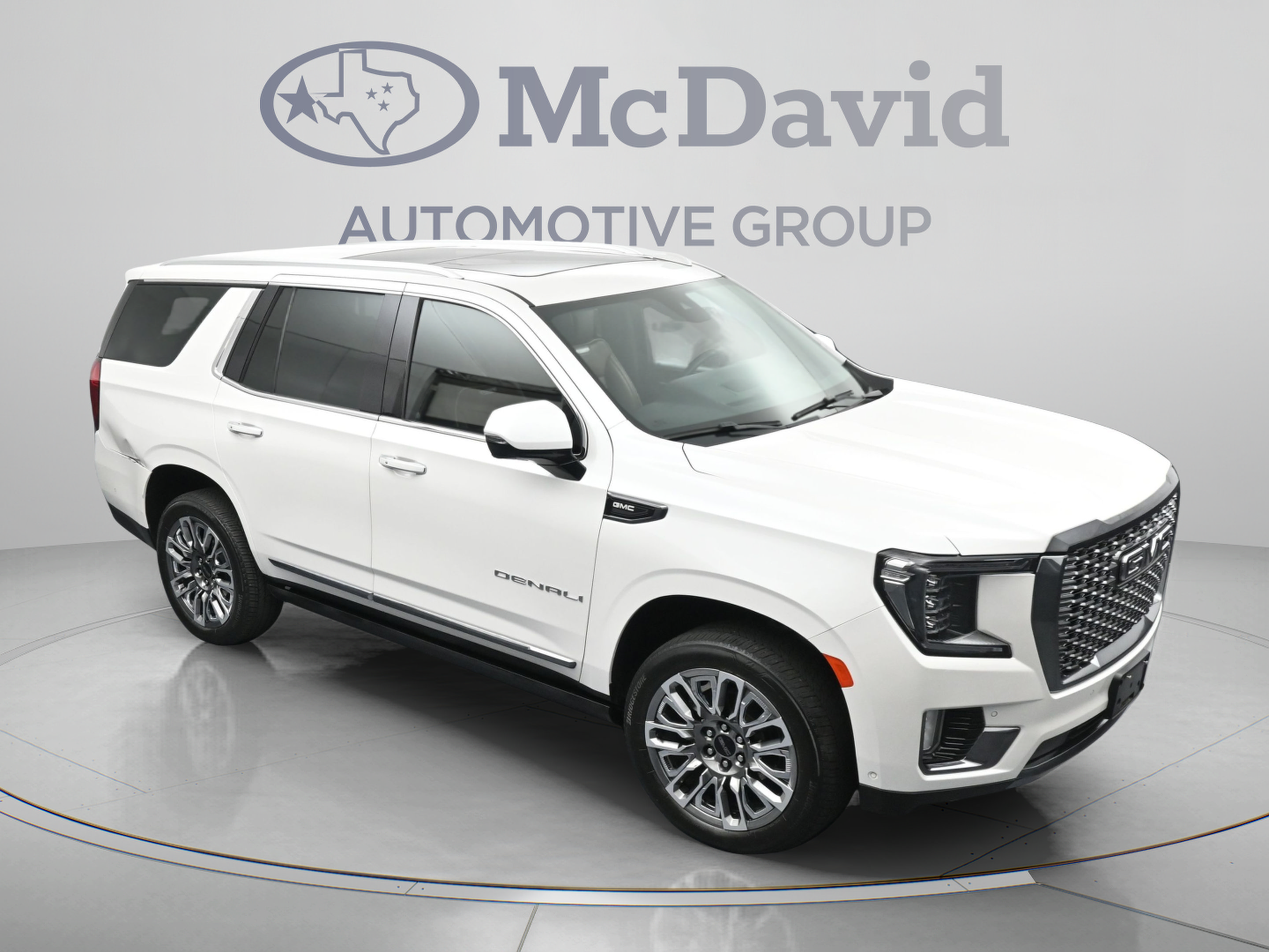 Used 2024 GMC Yukon Denali Ultimate AWD/4WD image 34