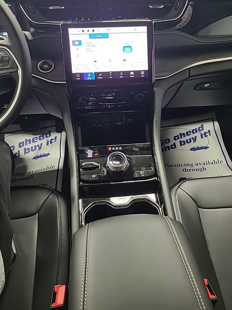 New 2023 Jeep Grand Cherokee 4WD 4xe image 18