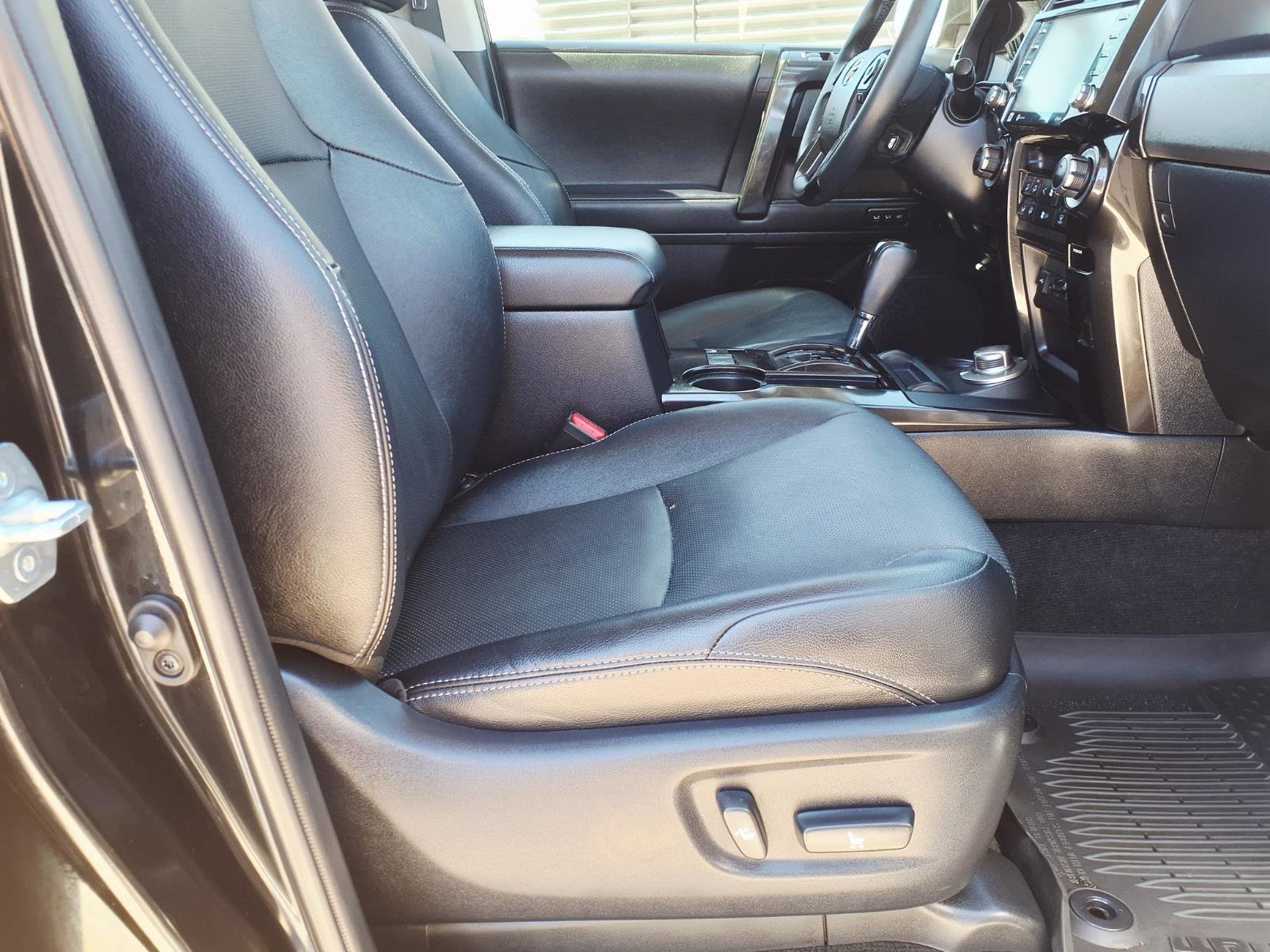 Used 2021 Toyota 4Runner Nightshade AWD/4WD image 11