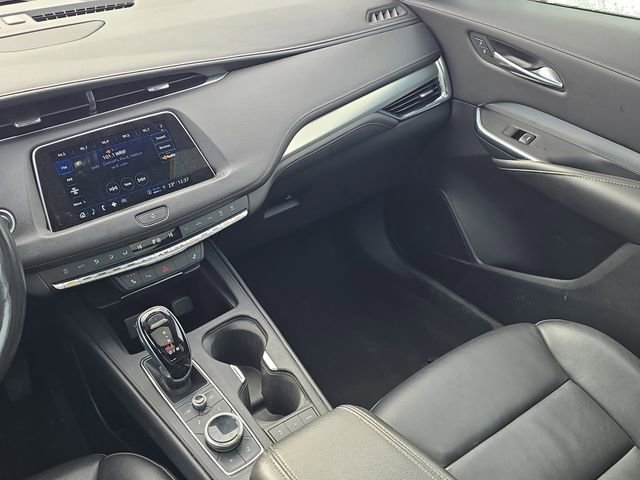 Used 2022 Cadillac XT4 Premium Luxury AWD/4WD image 35