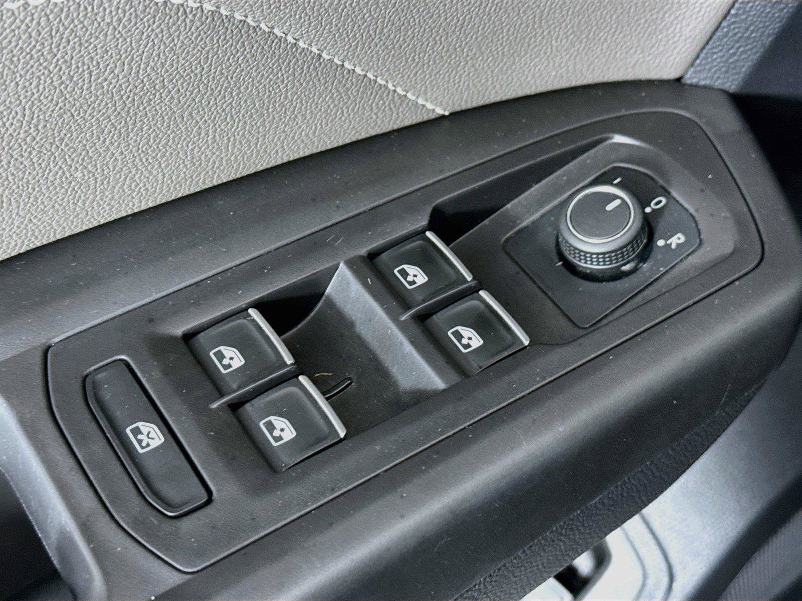 Used 2022 Volkswagen Atlas SE FWD image 27