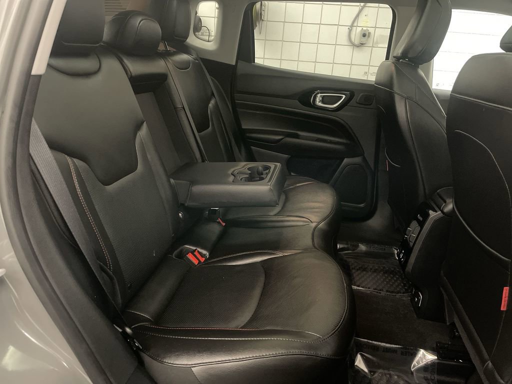 Used 2022 Jeep Compass Trailhawk w/ Trailhawk Elite Group AWD/4WD image 22
