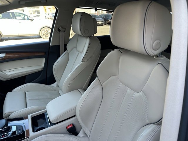 Used 2021 Audi Q5 Prestige w/ Prestige Package image 8