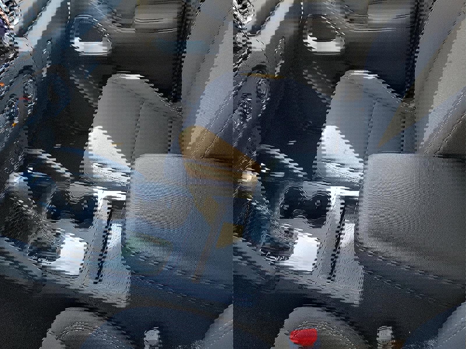 Used 2022 Nissan Frontier SV image 20