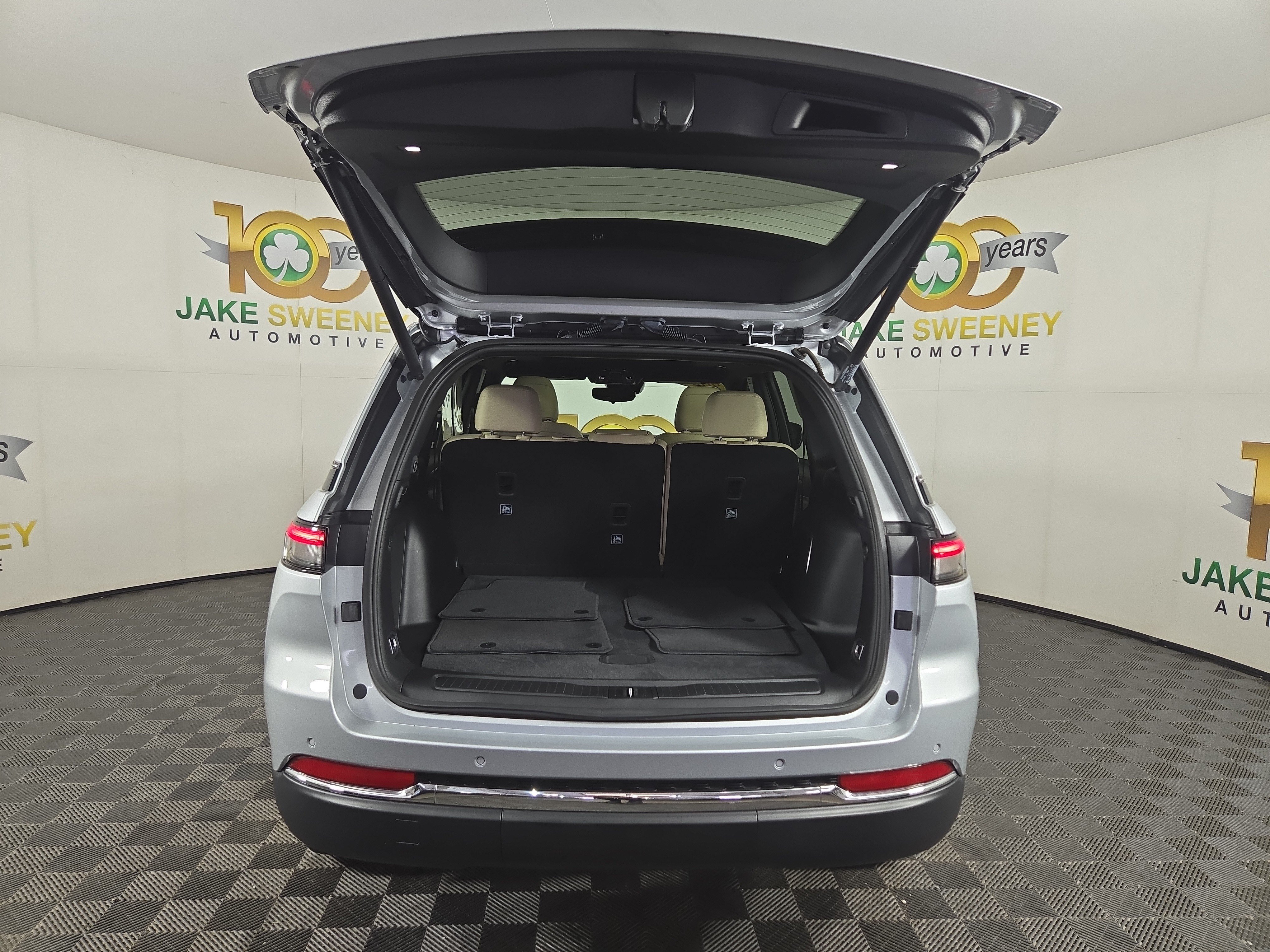 Used 2023 Jeep Grand Cherokee 4WD 4xe image 36