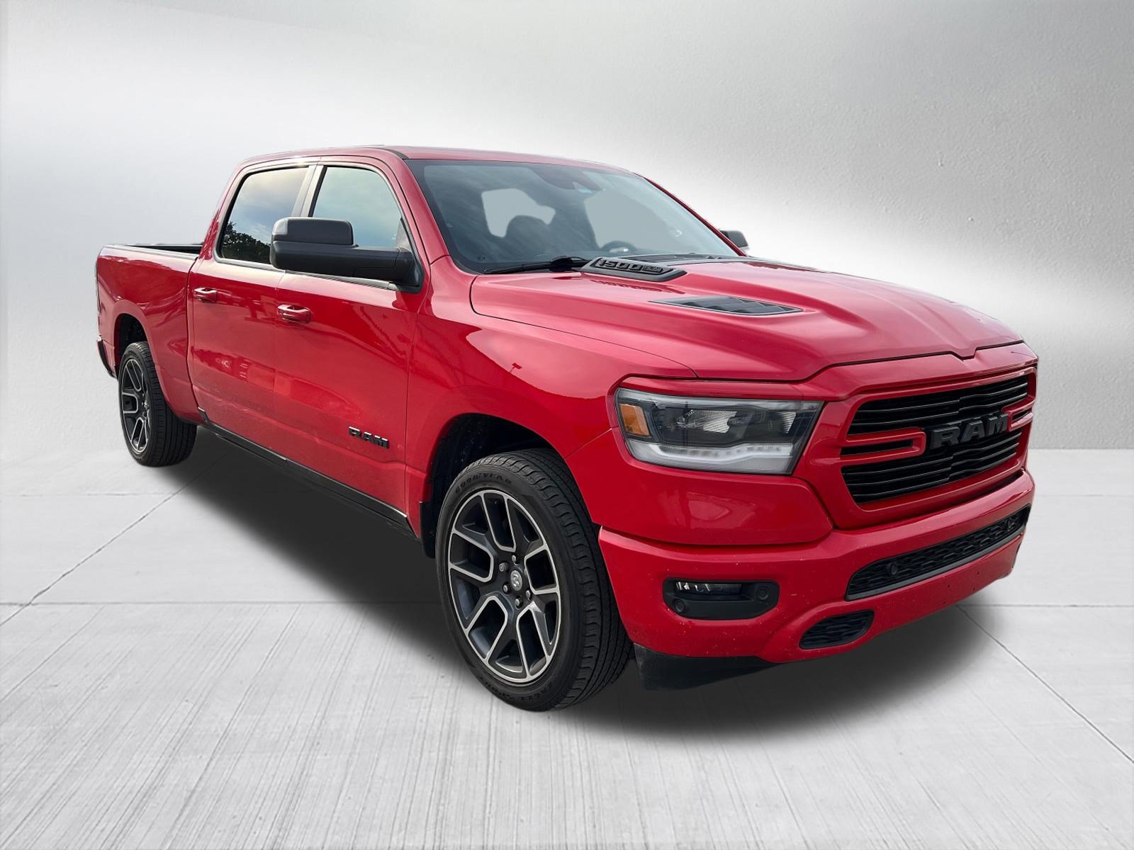 Used 2019 RAM 1500 Sport w/ Advanced Safety Group AWD/4WD image 3