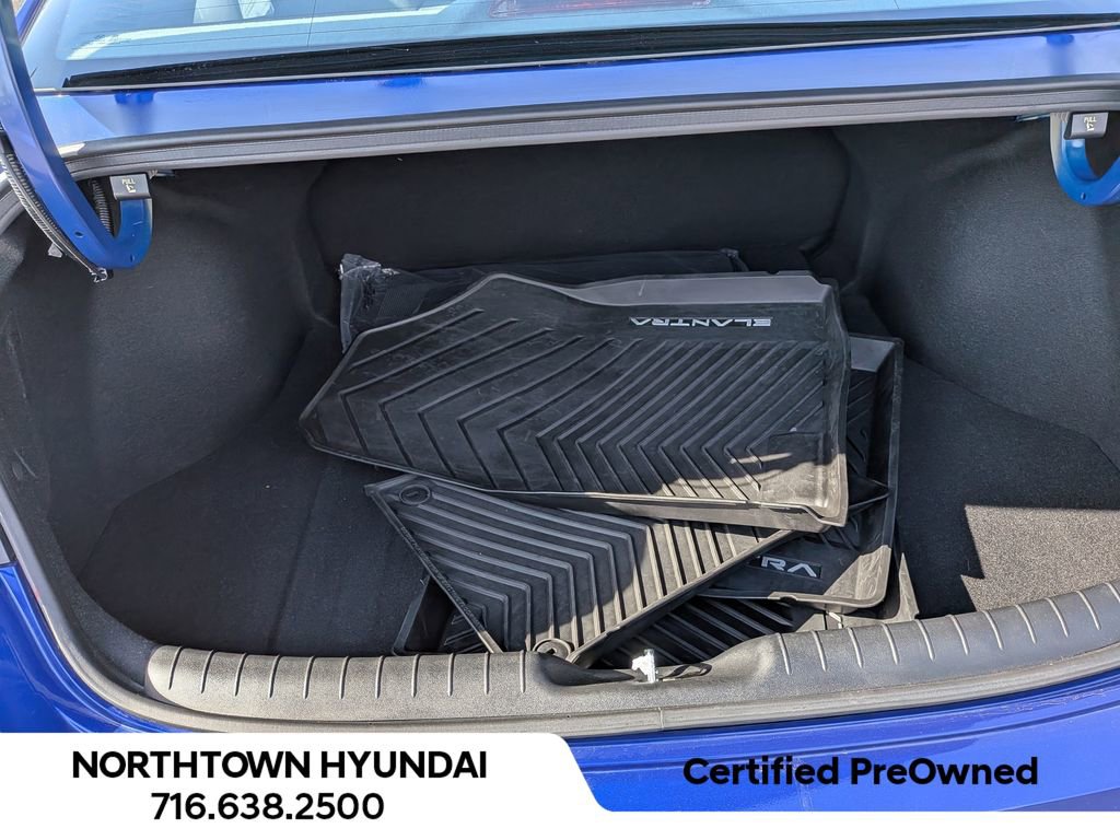 Used 2025 Hyundai Elantra Sport FWD image 31