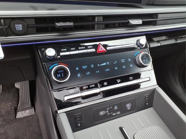 New 2026 Hyundai Santa Fe Calligraphy AWD/4WD image 22