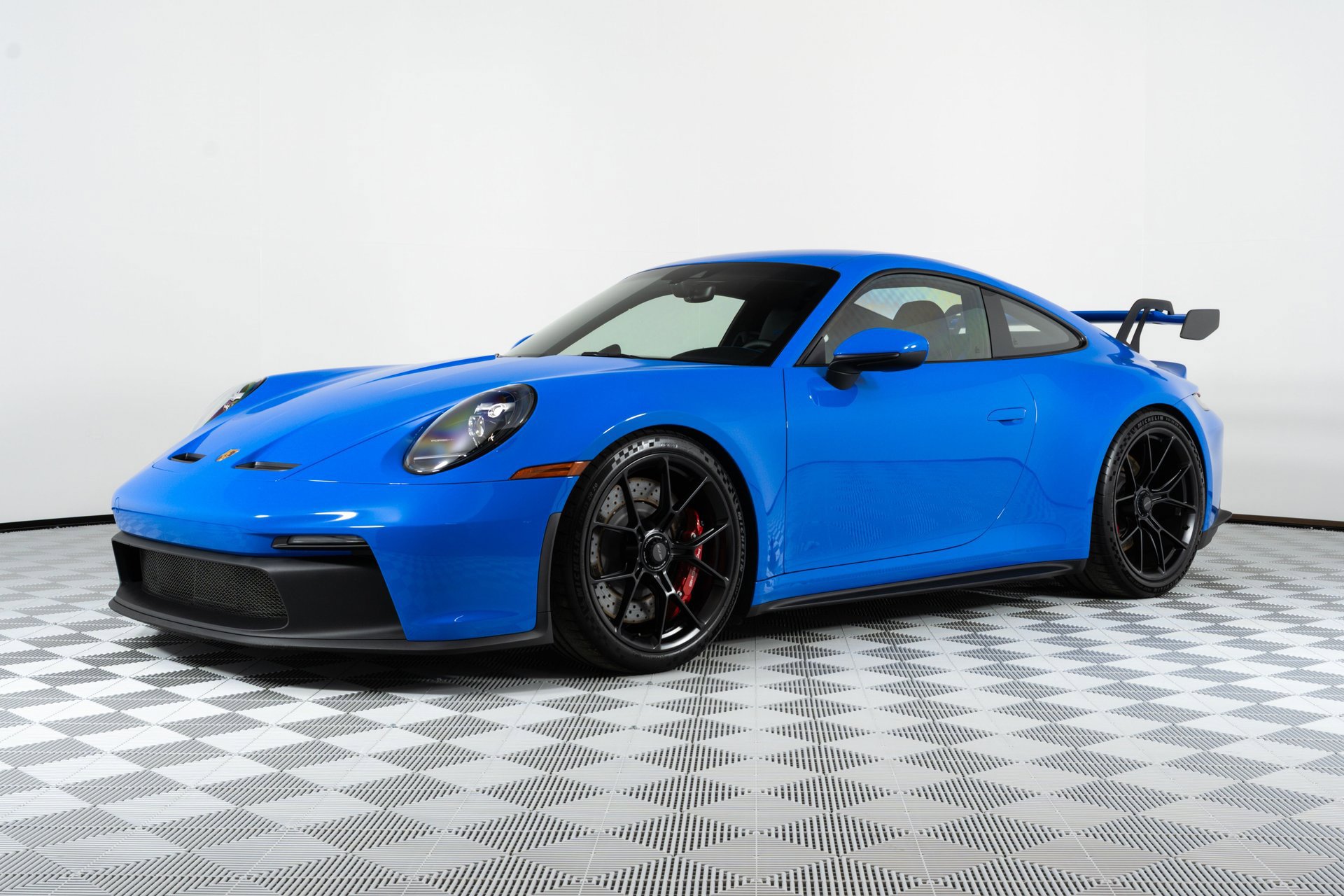 Used 2022 Porsche 911 GT3 image 3