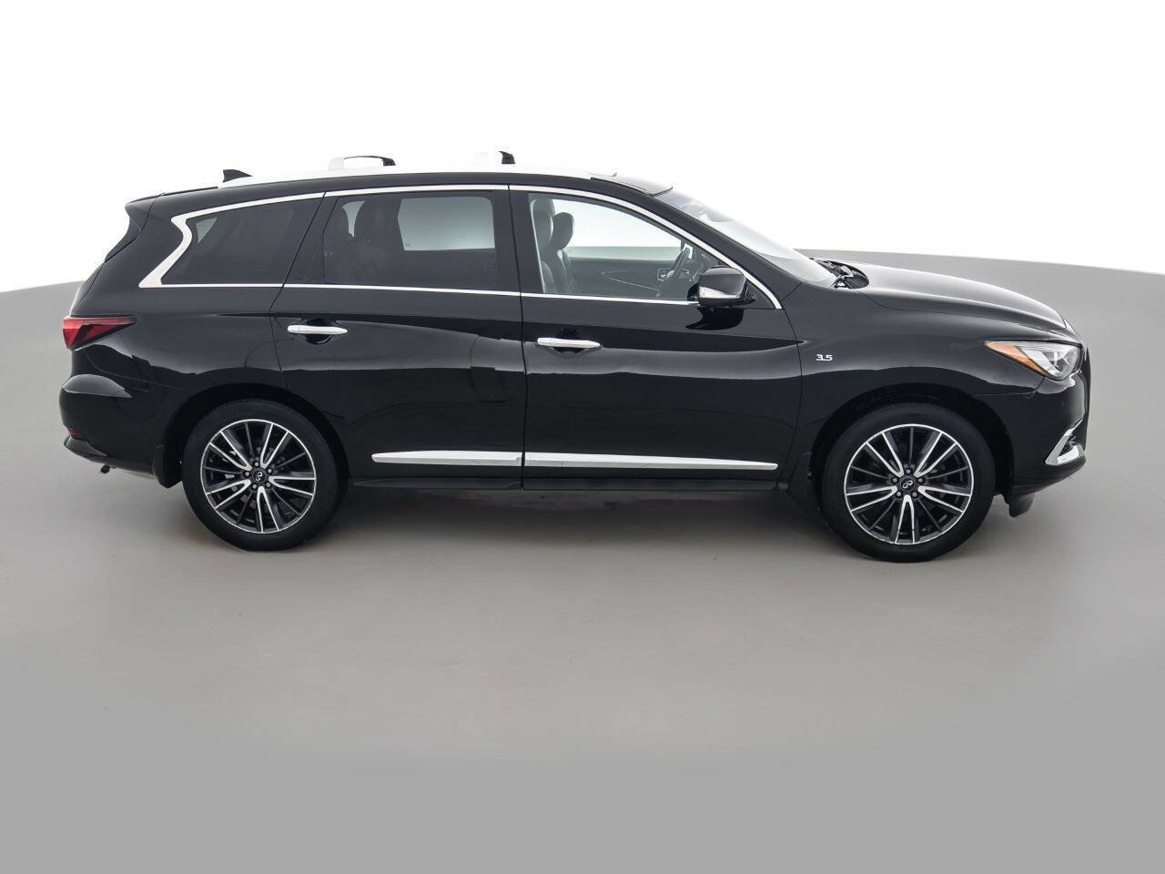 Used 2017 INFINITI QX60 Luxe w/ Deluxe Technology Package AWD/4WD image 4