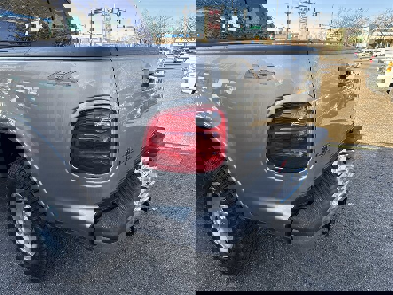 Used 2003 Ford F150 XLT AWD/4WD image 7