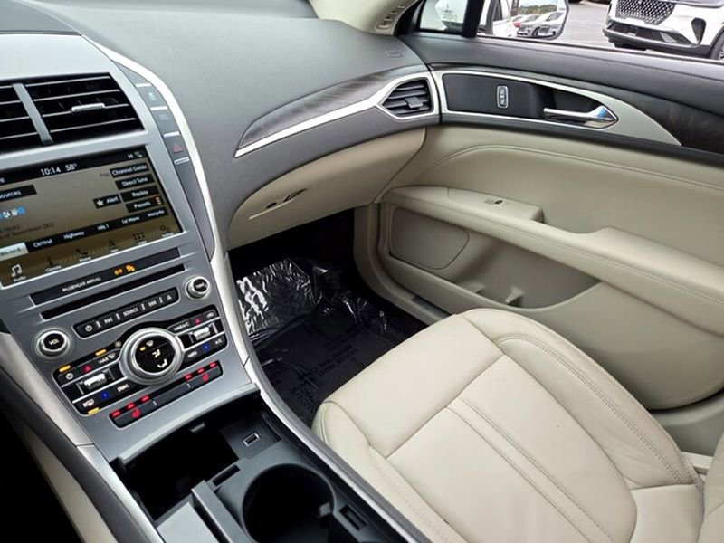 Used 2017 Lincoln MKZ Select w/ Select Plus Package image 30