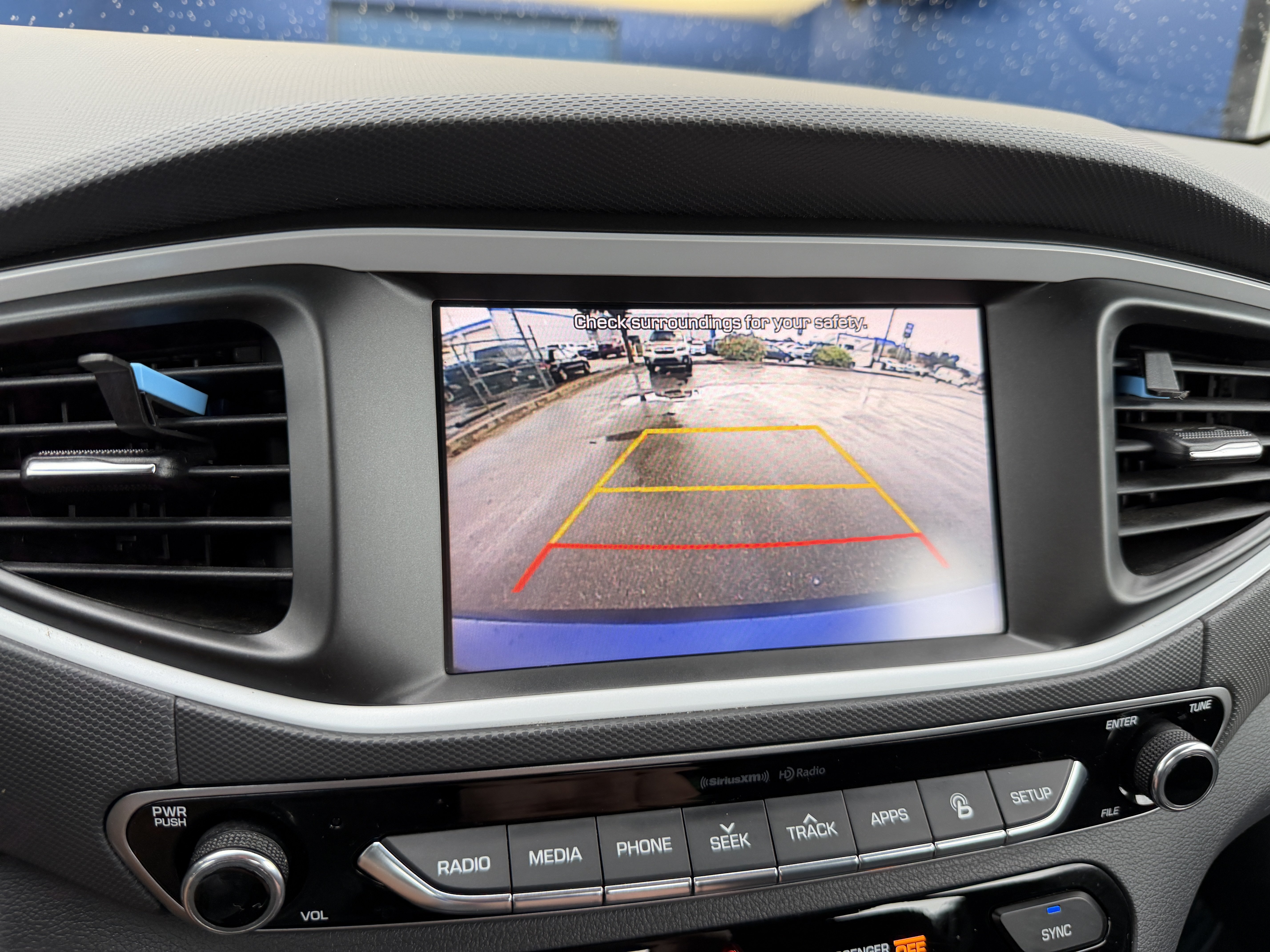 Used 2019 Hyundai Ioniq Plug-In Hybrid FWD image 20