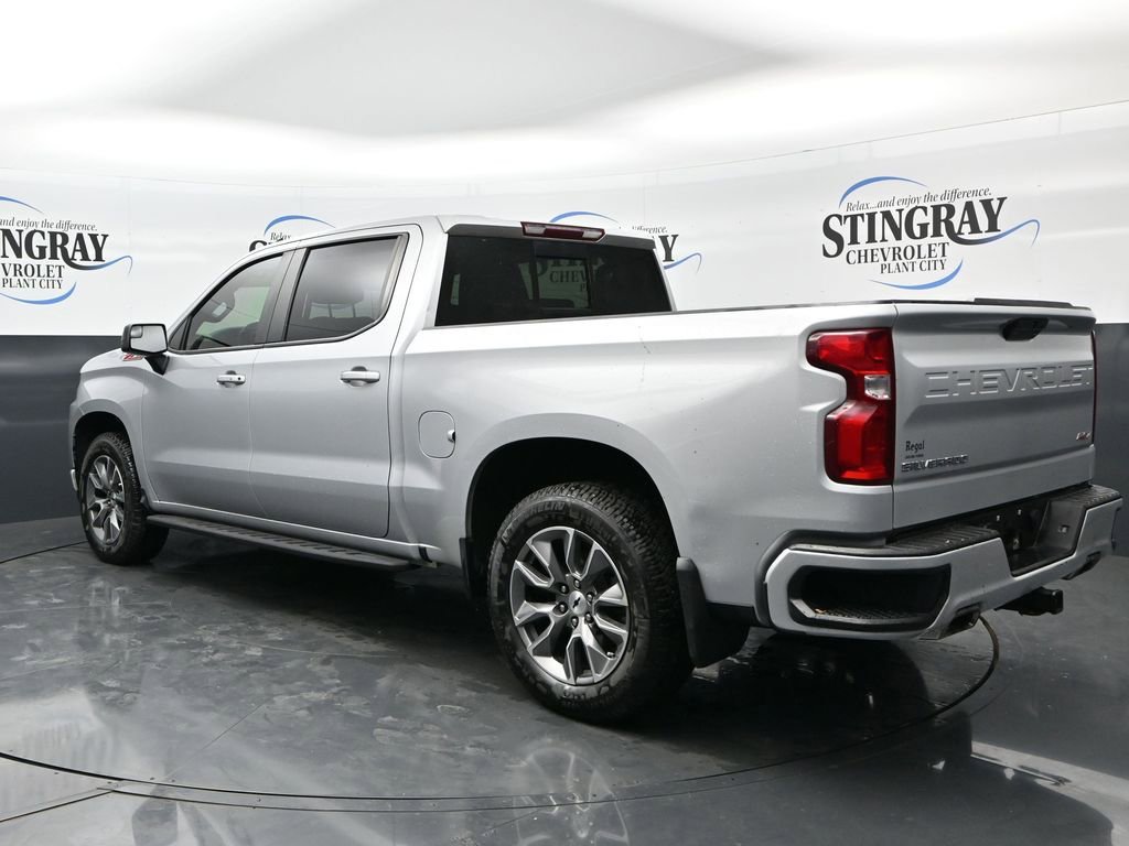 Used 2021 Chevrolet Silverado 1500 RST w/ Convenience Package II AWD/4WD image 5