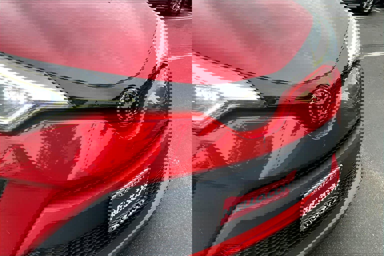 Used 2022 Toyota C-HR Limited image 31