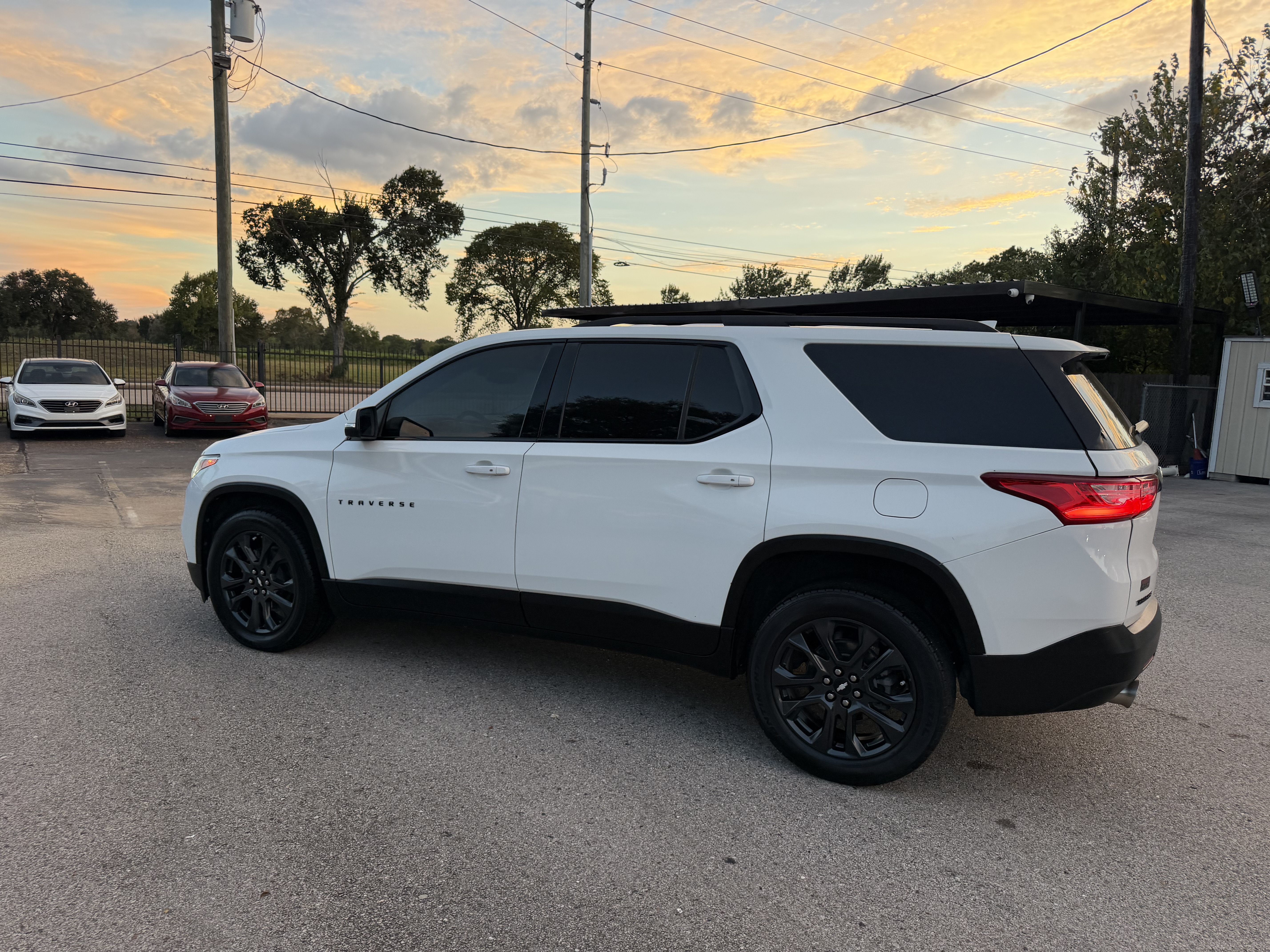 Used 2021 Chevrolet Traverse RS FWD image 12