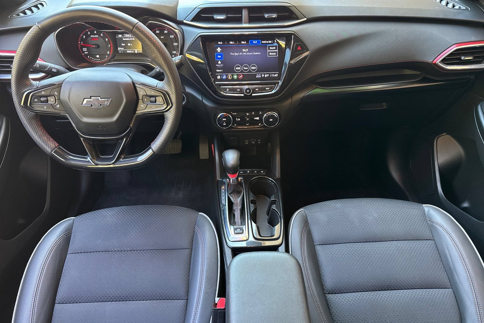 Used 2023 Chevrolet TrailBlazer RS w/ Convenience Package FWD image 16