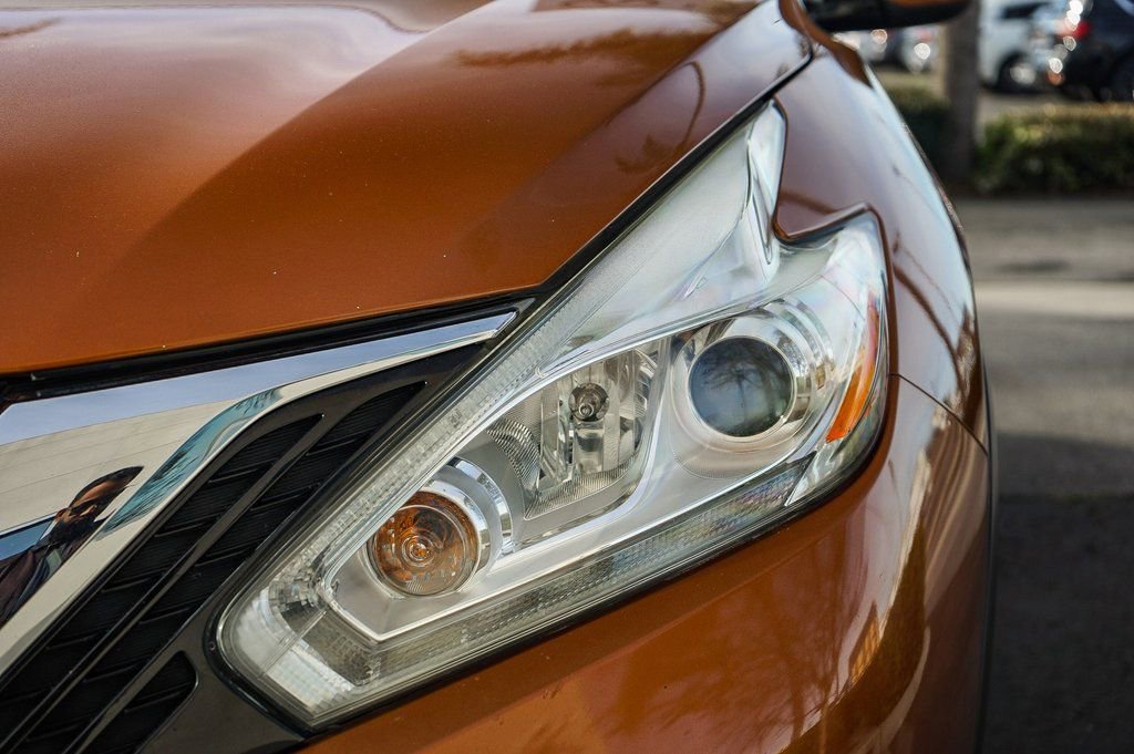 Used 2016 Nissan Murano S image 8