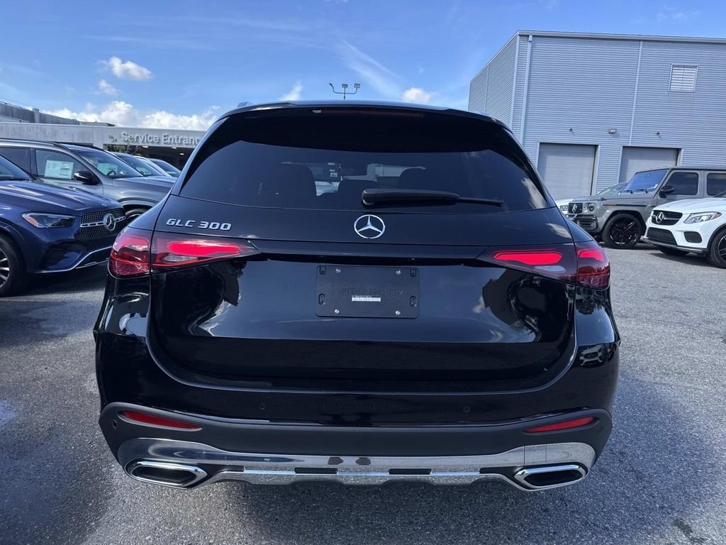 New 2026 Mercedes-Benz GLC 300 image 4