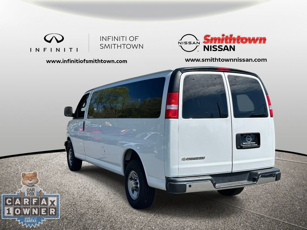 Used 2024 Chevrolet Express 3500 LT w/ LT Preferred Equipment Group RWD image 9