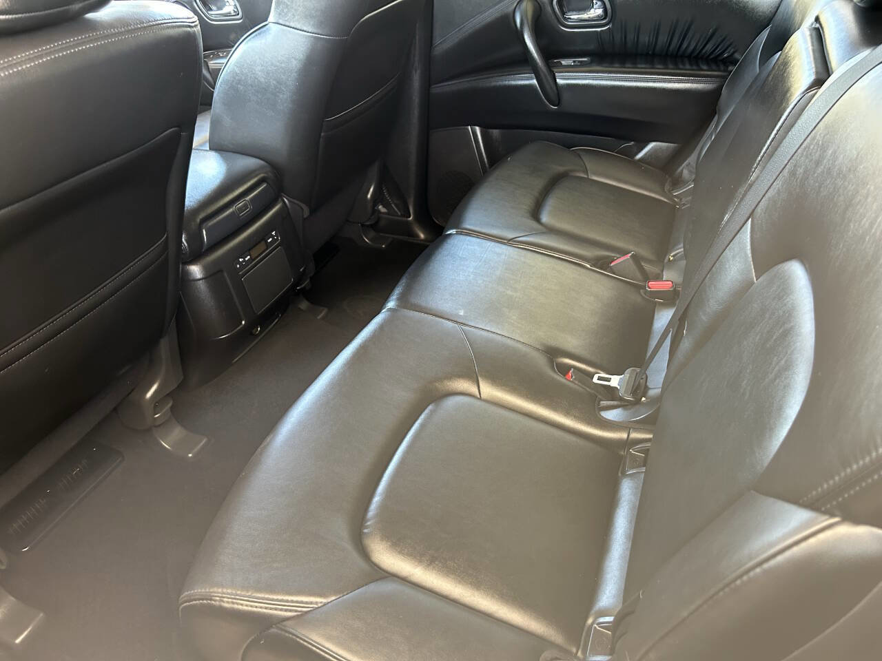 Used 2022 Nissan Armada SV RWD image 19